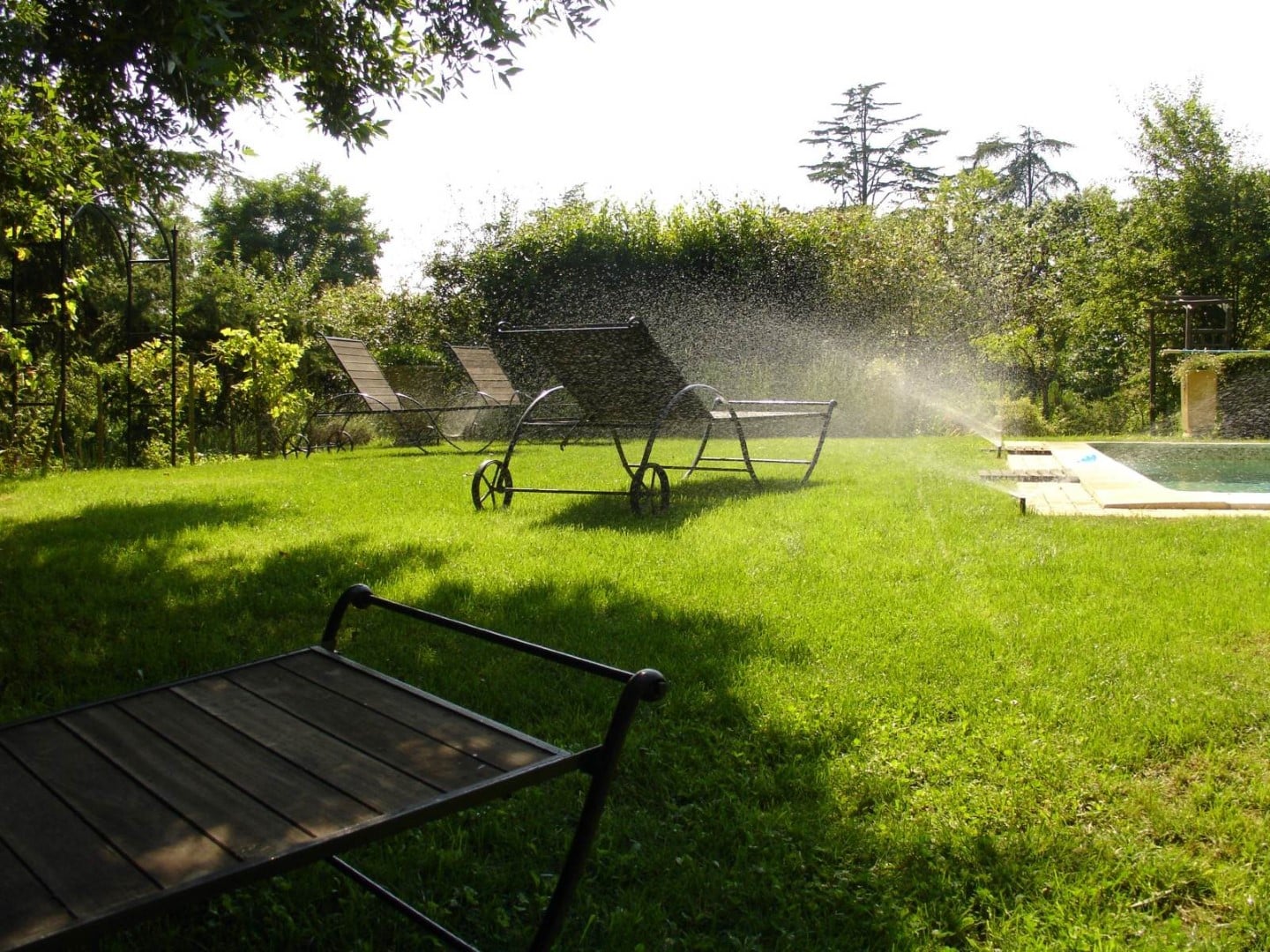 Jardin avec arrosage automatique